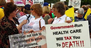 A conservative Tea Party Express protest of big government and Obamacare in Dallas. Taken September 04, 2009 in Dallas, TX. (Ken Durden / Shutterstock.com)