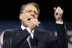 National Rifle Association CEO Wayne LaPierre speaks on the second day of the Conservative Political Action Conference (CPAC) at National Harbor, Maryland March 15, 2013.  Credit: Reuters/Kevin Lamarque