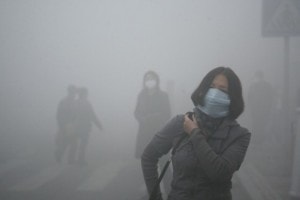 Heavy smog in Harbin, China Credit: beforeitsnews.com