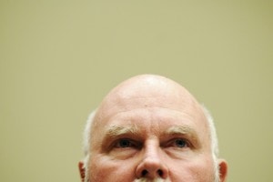 Dr. Craig Venter of the J. Craig Venter Institute listens to comments by lawmakers during a hearing on "Developments in Synthetic Genomics and Implications for Health and Energy" by the House Energy and Commerce Committee on Capitol Hill in Washington, May 27, 2010. Credit: Reuters/Jonathan Ernst 